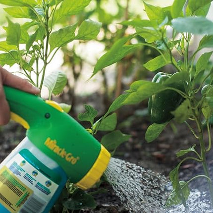Miracle-Gro Garden Feeder (Plant Food Sold Separately)